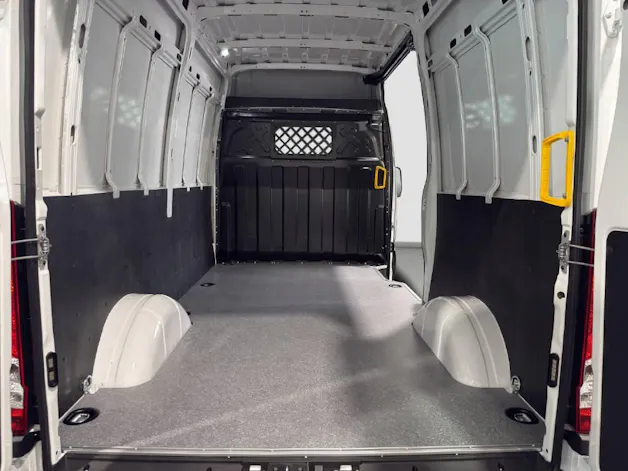 IVECO Daily 35 S 16B A8 V Kastenwagen 3520 L2H2