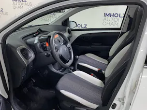 PEUGEOT 108 1.2 PureTech Active Top