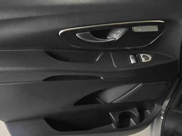MERCEDES-BENZ Vito 116 Kombi L 2.0 CDI Select Fam