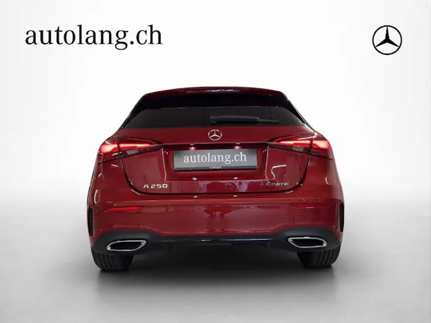 MERCEDES-BENZ A 250 AMG Line 4Matic