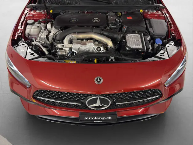 MERCEDES-BENZ A 250 AMG Line 4Matic