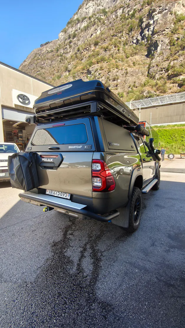Toyota Hilux Double Cab.-Pick-up 2.8 D-4D 204 Invincible