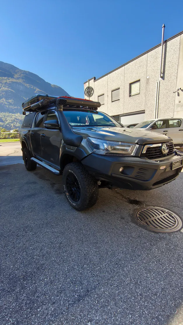 Toyota Hilux Double Cab.-Pick-up 2.8 D-4D 204 Invincible