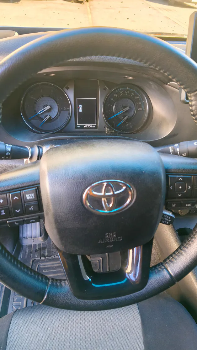 Toyota Hilux Double Cab.-Pick-up 2.8 D-4D 204 Invincible