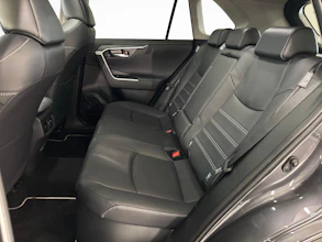 https://vehicle.imgix.net/4487062/36ba0576-4189-48c6-984e-9c5fa3d04a92.jpg