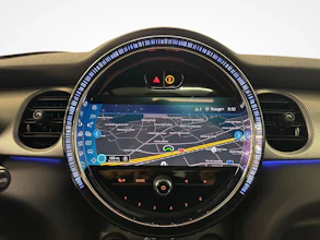 https://vehicle.imgix.net/4487072/66613a22-753a-4acf-ba8d-6dec4dd9701d.jpg