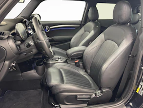 https://vehicle.imgix.net/4487072/ace2b3f1-068a-41e1-91f1-ec66352b1158.jpg