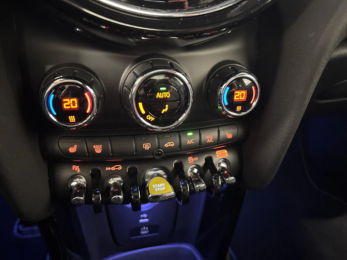 Fahrzeugbild MINI MINI