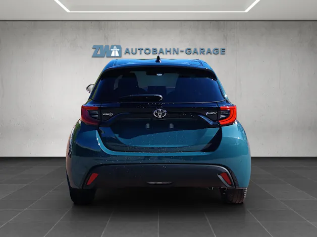 Toyota Yaris 1.5 VVT-i HSD Trend