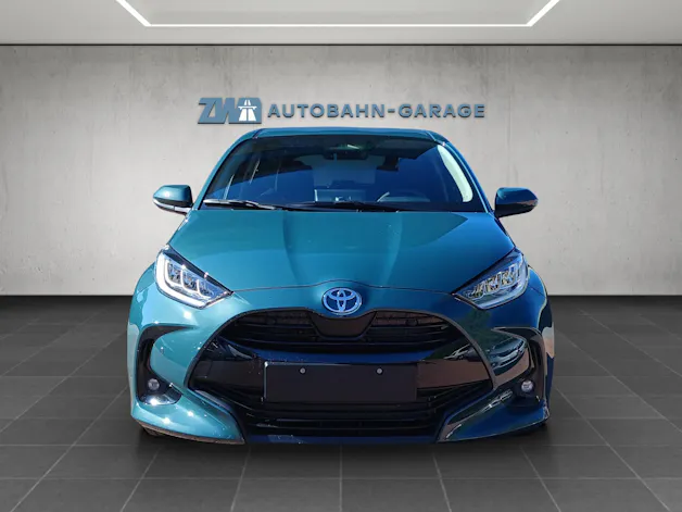 Toyota Yaris 1.5 VVT-i HSD Trend