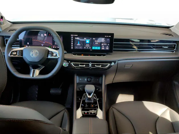 MG HS 1.5 Hybrid Luxury