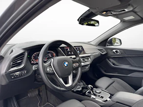 https://vehicle.imgix.net/4487103/118ea75f-5da6-4f42-9c99-1a9a20eb3237.jpg