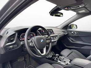 image du véhicule BMW 120d xDrive