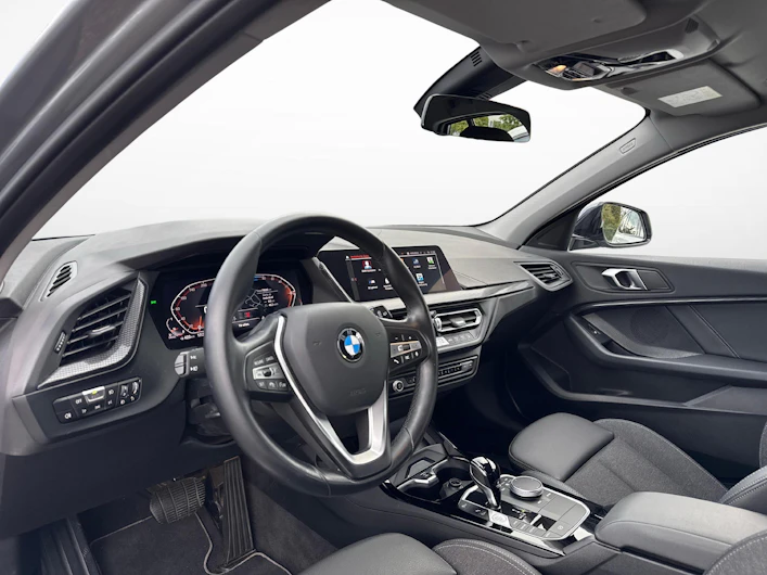image du véhicule BMW 1 SERIES