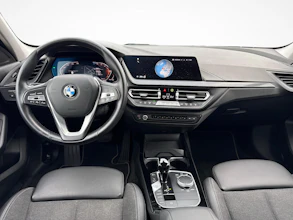 https://vehicle.imgix.net/4487103/9aef9857-c14a-44d2-b01d-a623e31619c7.jpg