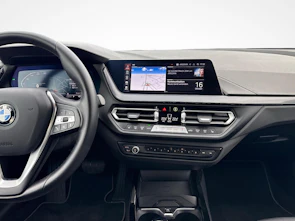 image du véhicule BMW 120d xDrive