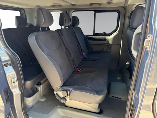 RENAULT Trafic Kombi Grand Passenger 2.0 dCi 114 Auth.