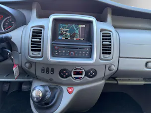 RENAULT Trafic Kombi Grand Passenger 2.0 dCi 114 Auth.