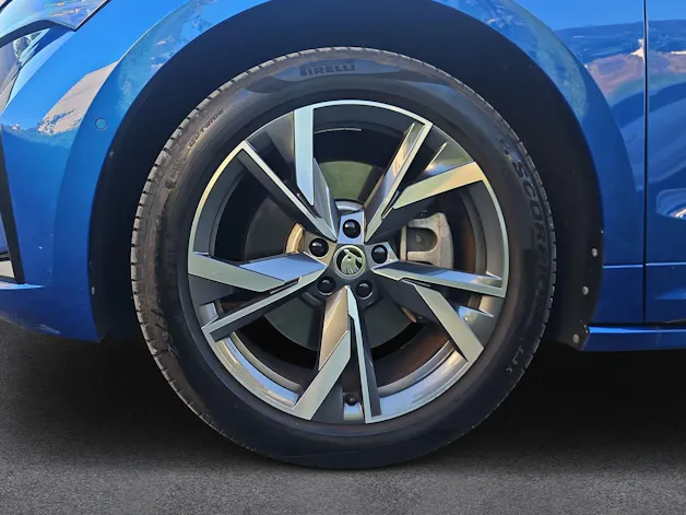 SKODA Enyaq iV SportLine 80x (CH) 📍