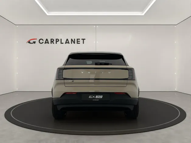 VOLVO EX30 P8 AWD