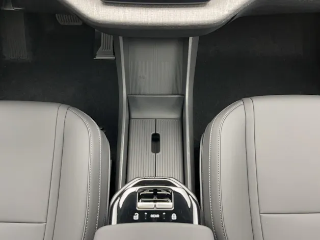 VOLVO EX30 P8 AWD
