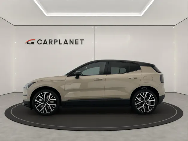 VOLVO EX30 P8 AWD