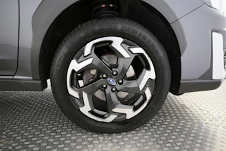 https://vehicle.imgix.net/4487140/f8281420-923d-4a85-a253-d413428a6f0e.jpg