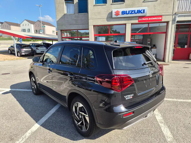 Suzuki Vitara 1.4 T Piz Sulai Top Hybrid 4x4
