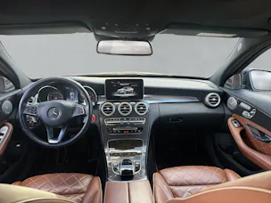 MERCEDES-BENZ C-Klasse W205 C 200 AMG Line 4matic 8 (CH)