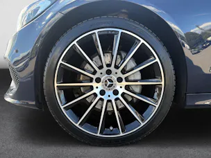 MERCEDES-BENZ C-Klasse W205 C 200 AMG Line 4matic 8 (CH)