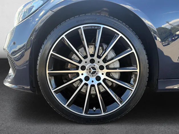 MERCEDES-BENZ C-Klasse W205 C 200 AMG Line 4matic 8 (CH)
