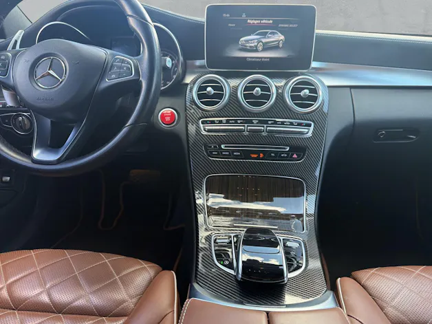 MERCEDES-BENZ C-Klasse W205 C 200 AMG Line 4matic 8 (CH)