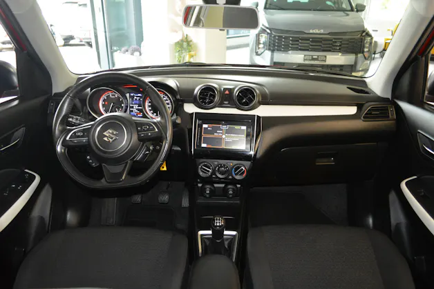 Suzuki Swift 1.2 Compact Top Hybrid
