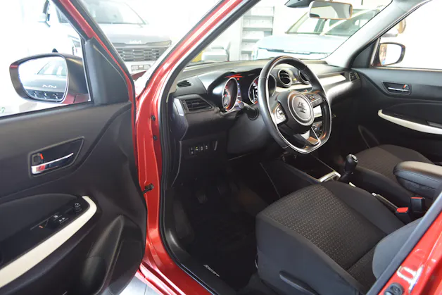 Suzuki Swift 1.2 Compact Top Hybrid