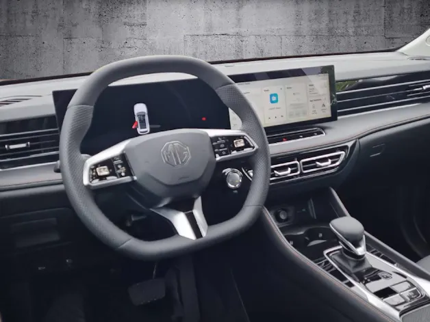 MG HS 1.5 Hybrid Luxury