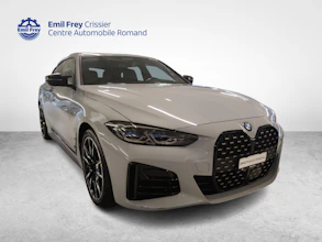 https://vehicle.imgix.net/4487206/d7df5389-2c6b-47fe-9f30-7c787d4f6a42.jpg