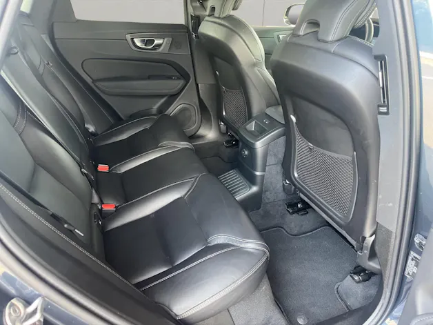 VOLVO XC60 2.0 T8 TE Plus Dark eAWD