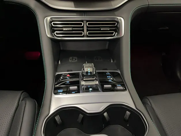 BYD Seal U DM-i Design AWD