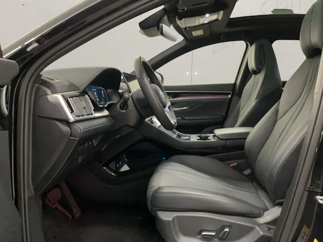 BYD Seal U DM-i Design AWD