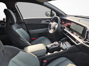 https://vehicle.imgix.net/4487351/29d4cbb7-a33f-4921-b2a9-cd50e50c2e64.jpg