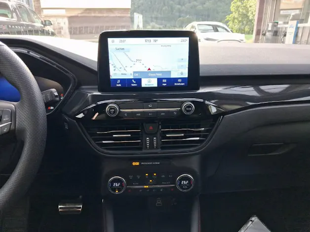 FORD Kuga 2.5 Hybrid ST-Line X 4x4