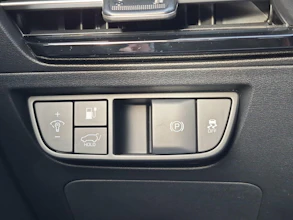 https://vehicle.imgix.net/4487363/92edee7e-8e18-4909-8a1c-90c98ff4214f.jpg
