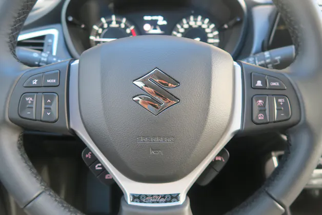 Suzuki S-Cross 1.4 T Piz Sulai Hybrid 4x4