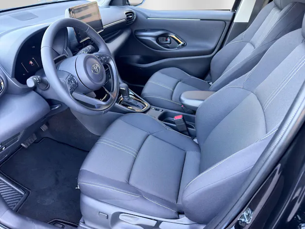 Toyota Yaris 1.5 VVT-i HSD Trend