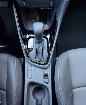 Toyota Yaris 1.5 VVT-i HSD Trend