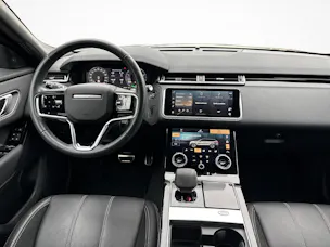 Land Rover Range Rover Velar 2.0 P400e R-Dynamic SE mit Panorama-Schiebedach