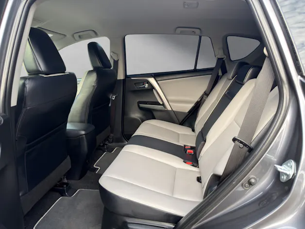 Toyota RAV4 2.5 HSD Sol Premium