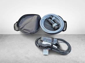 https://vehicle.imgix.net/4487411/a3e45413-b24e-4cdd-8ce1-96aaf06d0021.jpg
