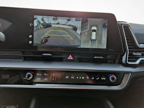 https://vehicle.imgix.net/4487411/acbc9bb6-80ce-4c31-b495-49861505b171.jpg