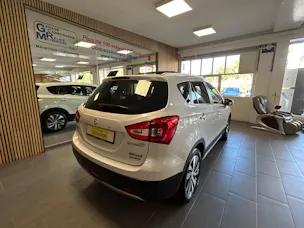Suzuki SX4 S-Cross 1.4 T Piz Sulai Top Hybrid 4x4